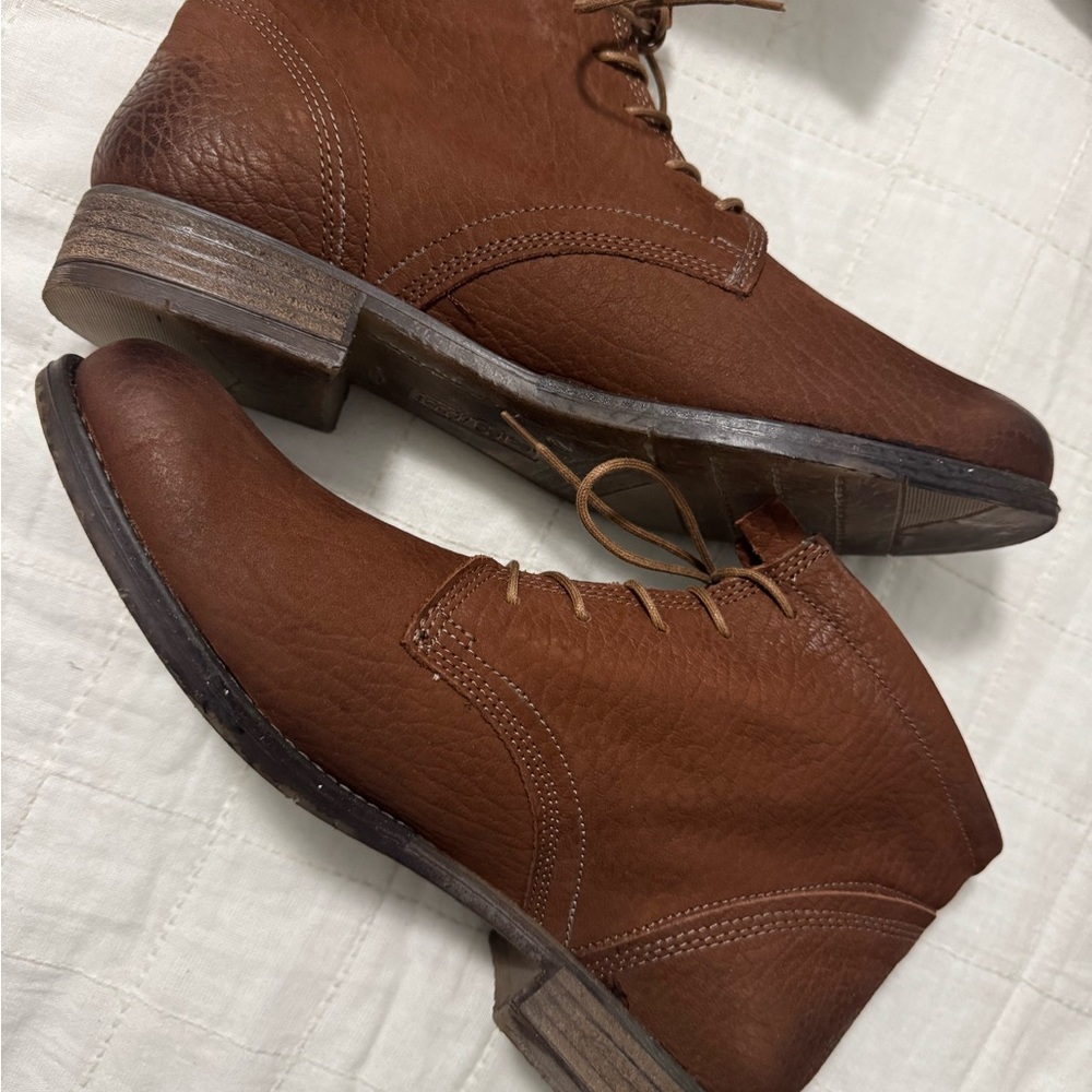 Josef Seibel NIB (box is a little beat up)